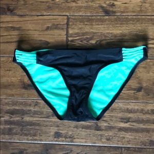Xhilaration M swim bottoms